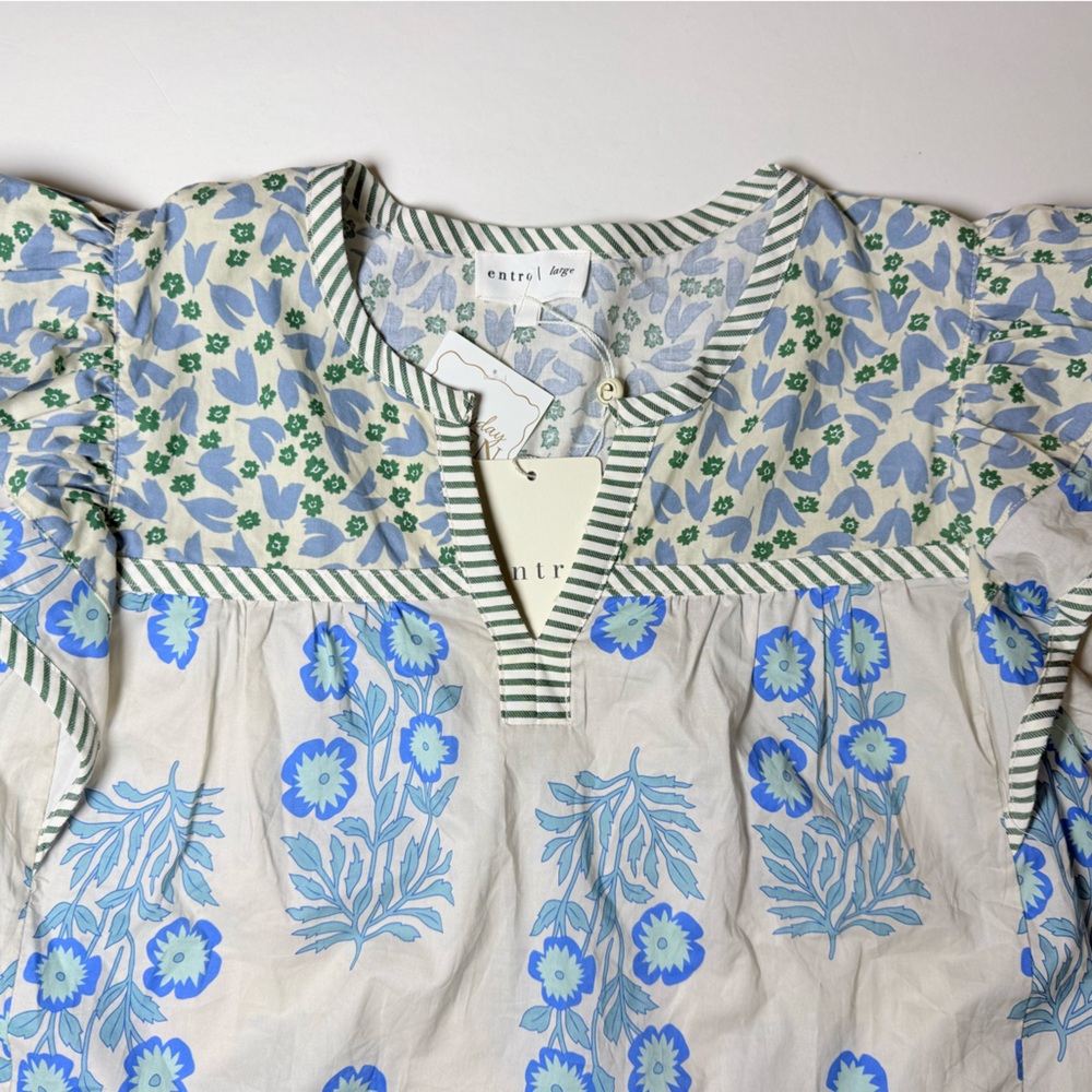 Entro NWT Size L Mixed Print Floral Ruffle Shoulder Cottagecore Boho Top